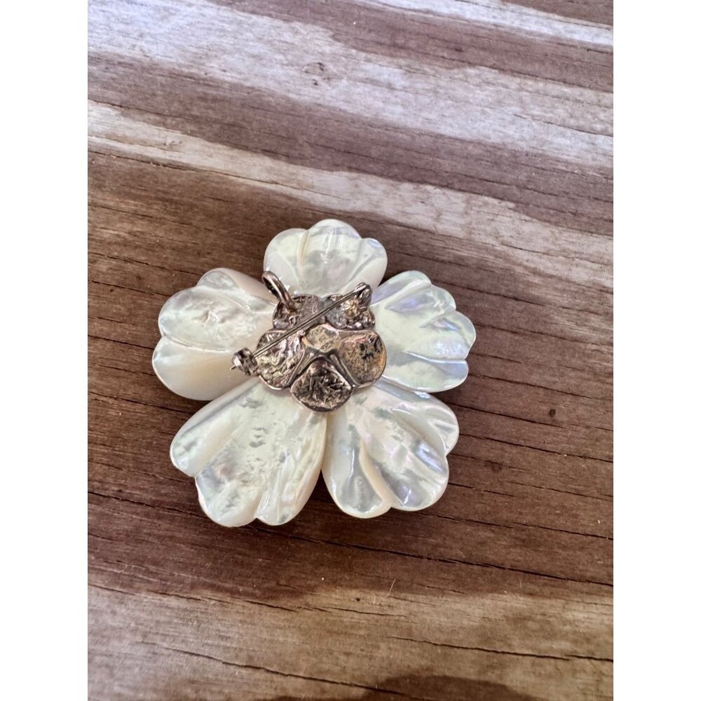 Vintage Mother Of Pearl Sterling Silver Floral Brooch With Pendant Bezel - Picture 6 of 7